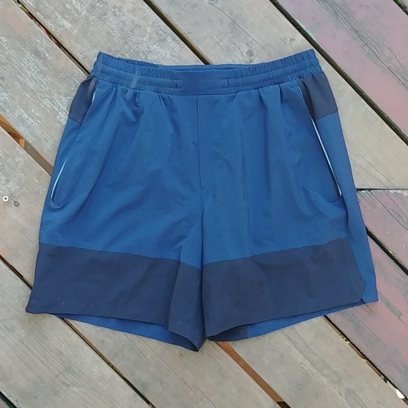 lululemon athletica Other - Lululemon 6" custom hemmed men's athletic shorts M